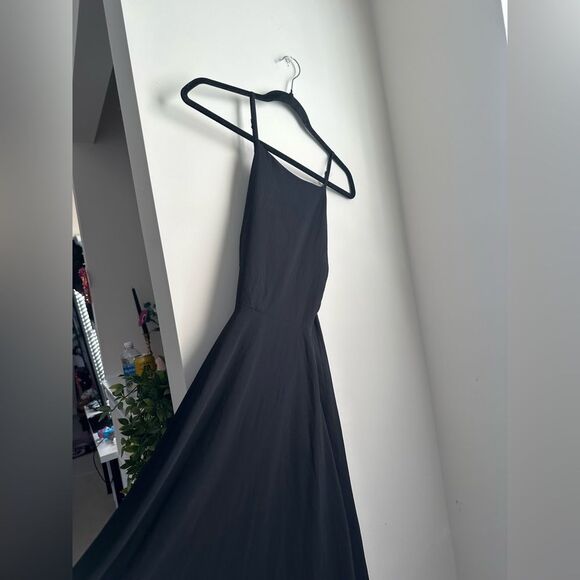 Black full length goth flowy backless maxi dress - Picture 7 of 13